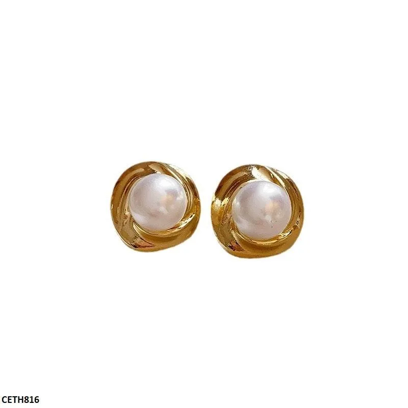 18K Gold Pearl Tops Pair