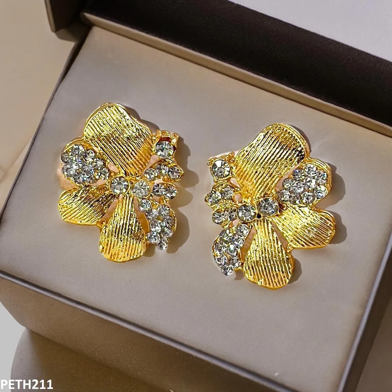 Designer Bow Tops Pair