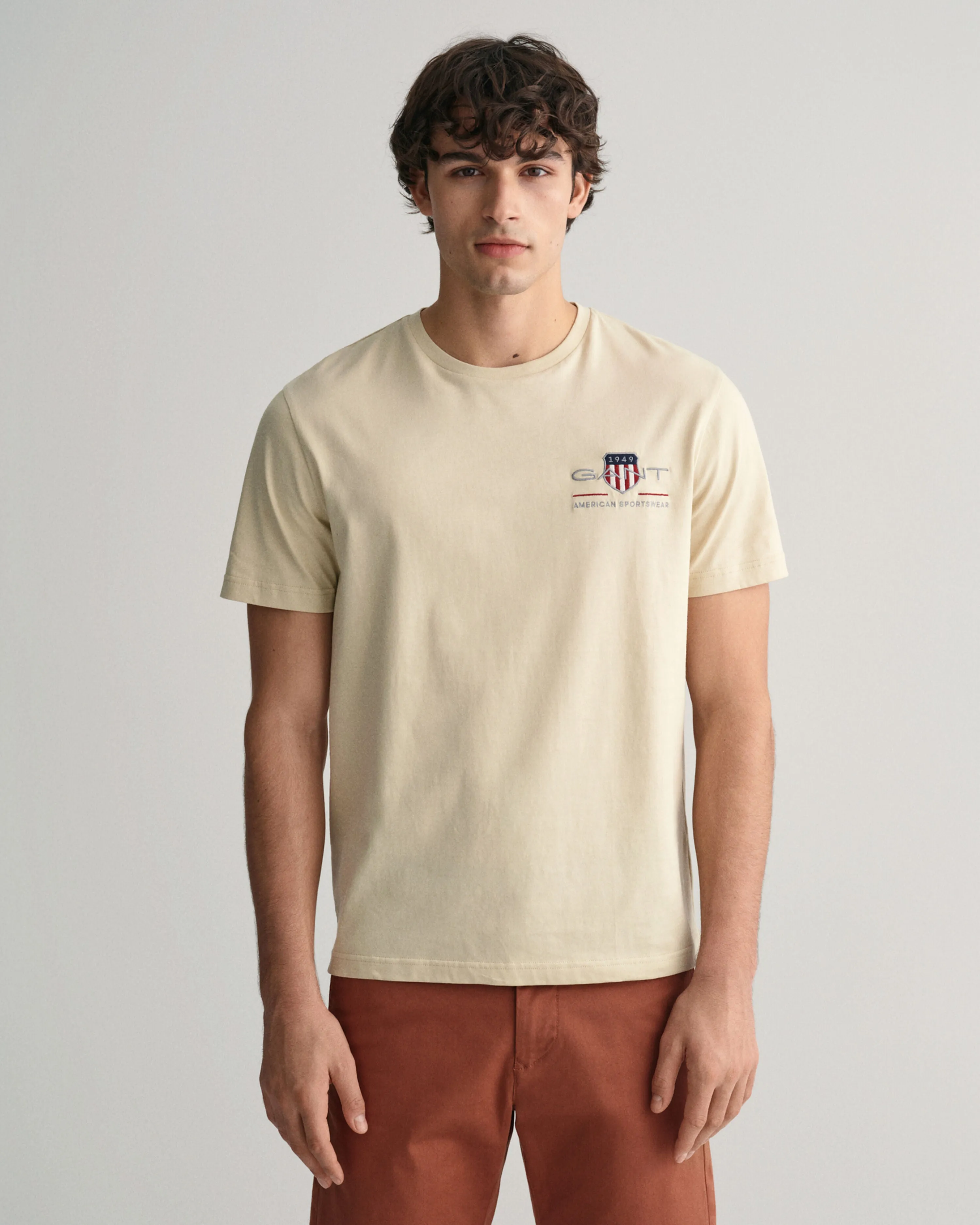 Gant Regular Embroidered Archive Shield SS T-Shirt