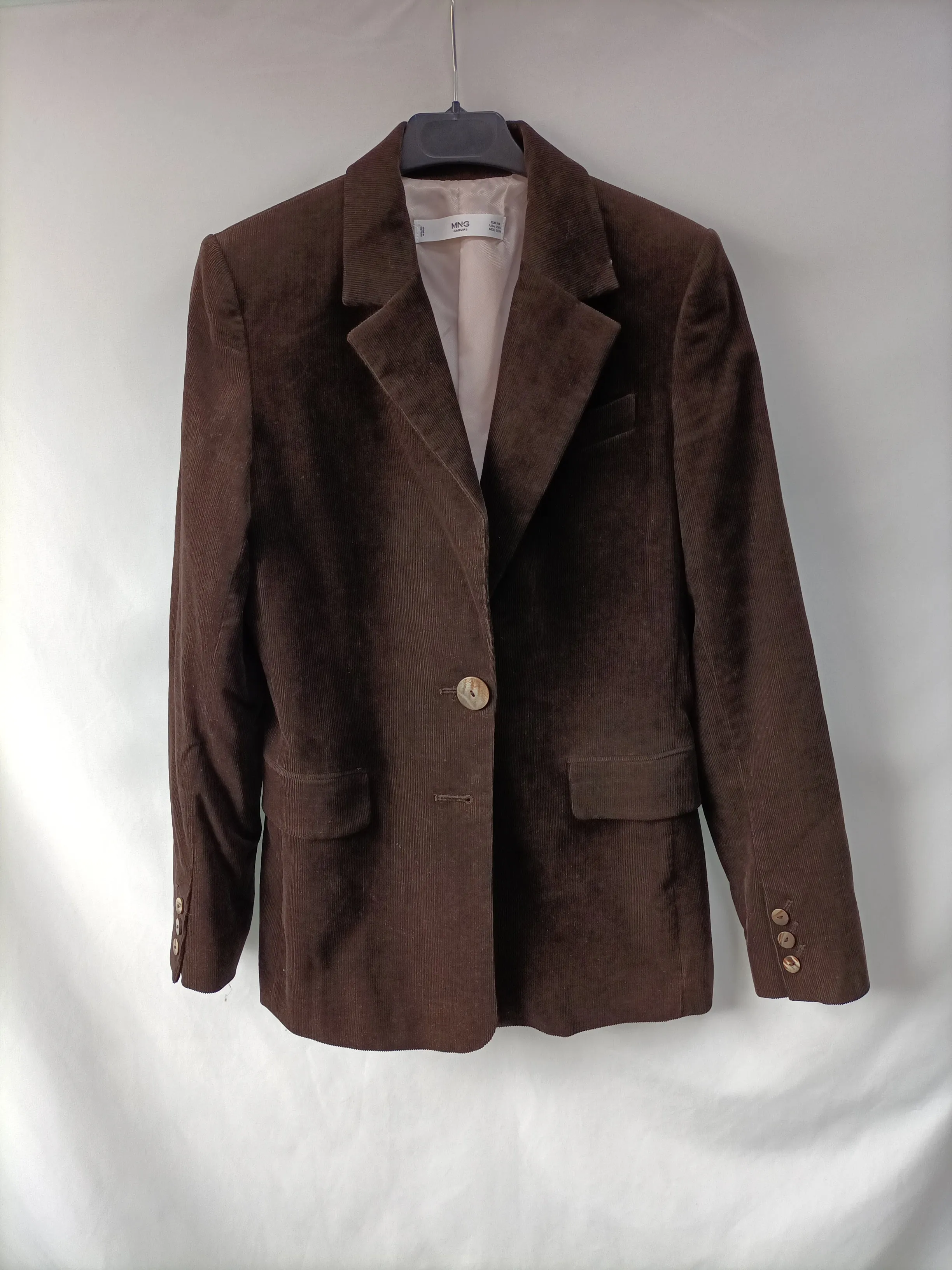 MANGO. Blazer marrn de pana T.xs